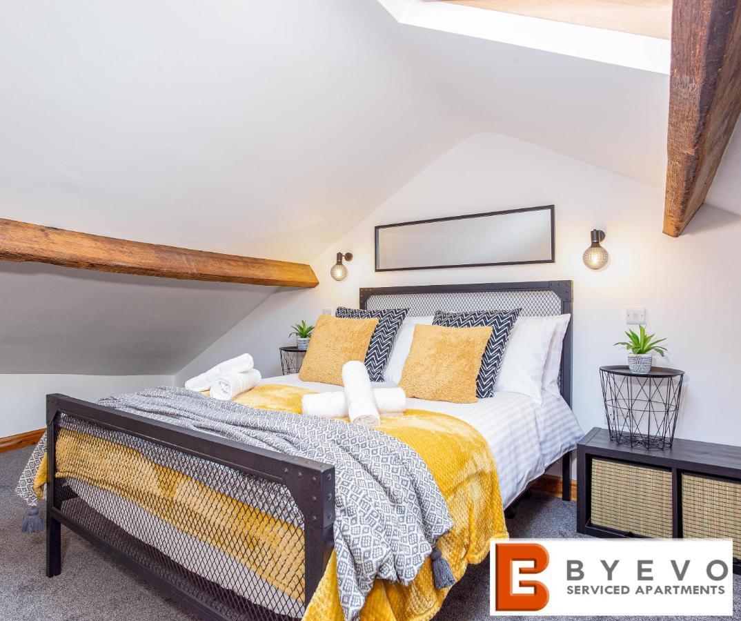 Byevo Oswestry Barn - Quirky Romantic Retreat Or Cosy Contractor Base Eksteriør billede