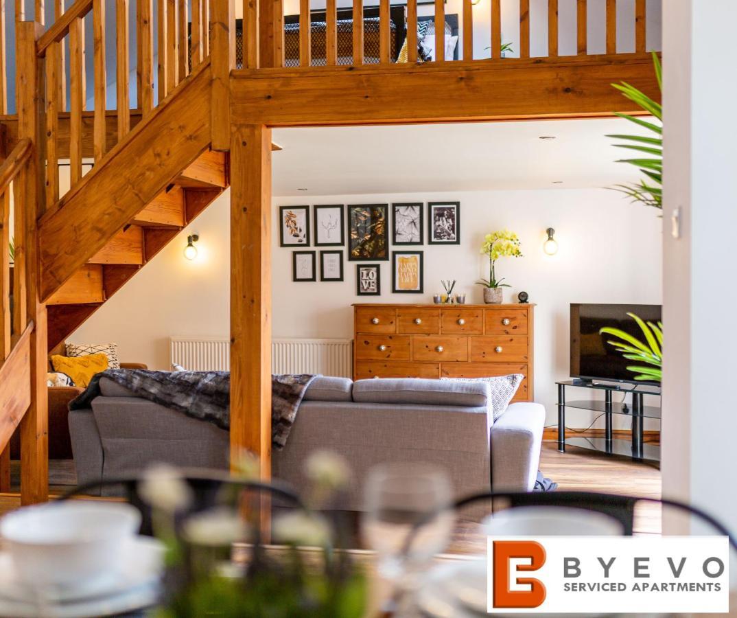 Byevo Oswestry Barn - Quirky Romantic Retreat Or Cosy Contractor Base Eksteriør billede